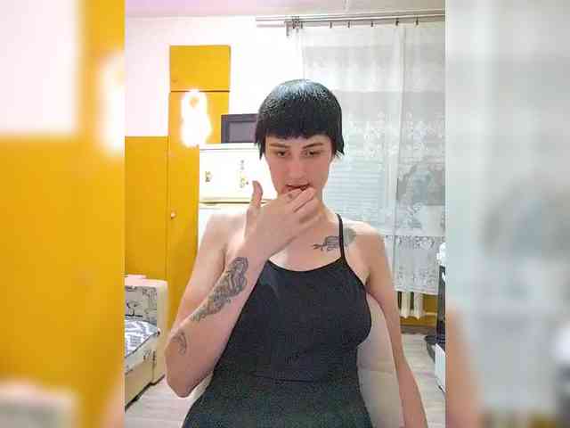 Tina_Valin webcam