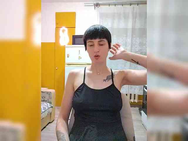 Tina_Valin webcam
