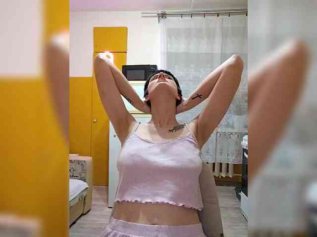 Tina_Valin webcam