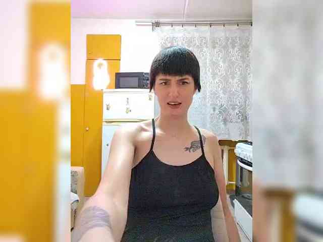 Tina_Valin webcam