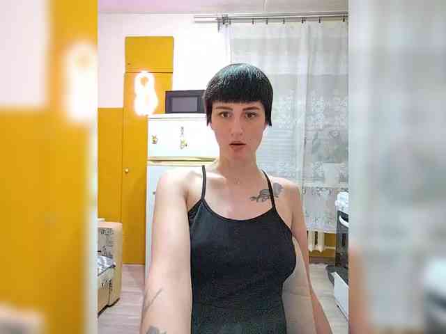 Tina_Valin webcam