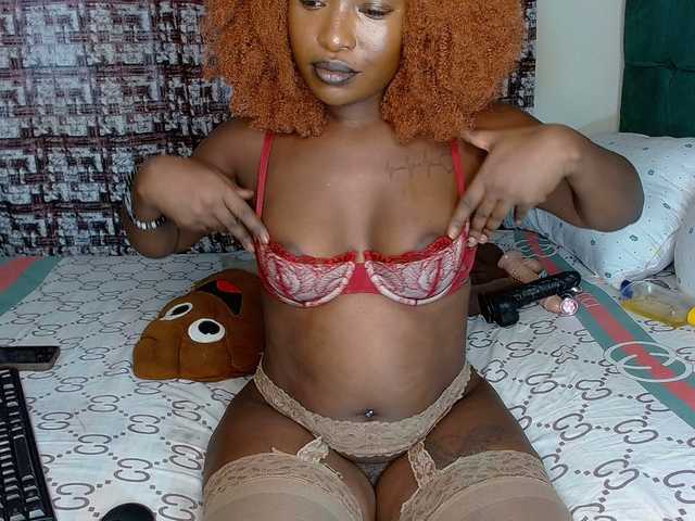 Blissloves webcam bongacams model stream image