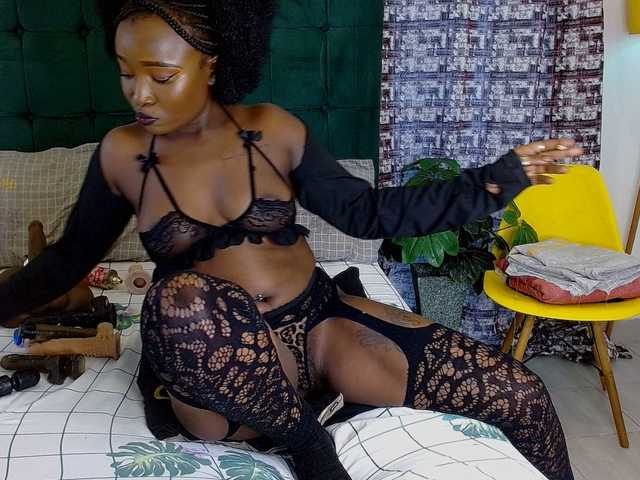 Blissloves's BongaCams show and profile