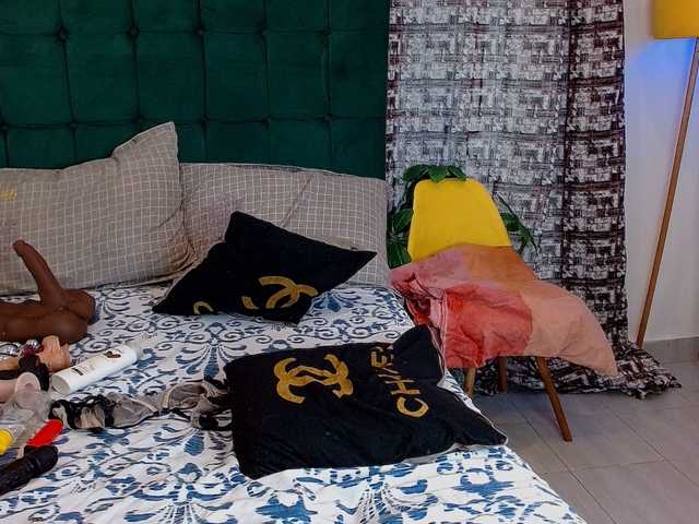 Blissloves's BongaCams show and profile