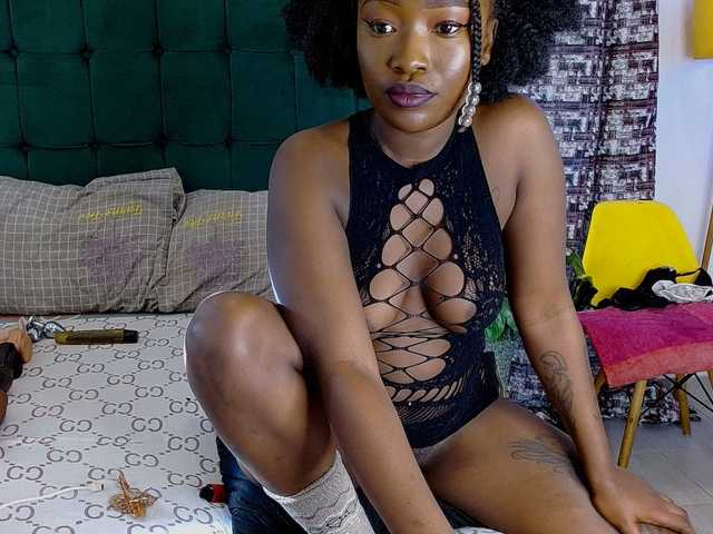 Blissloves's BongaCams show and profile