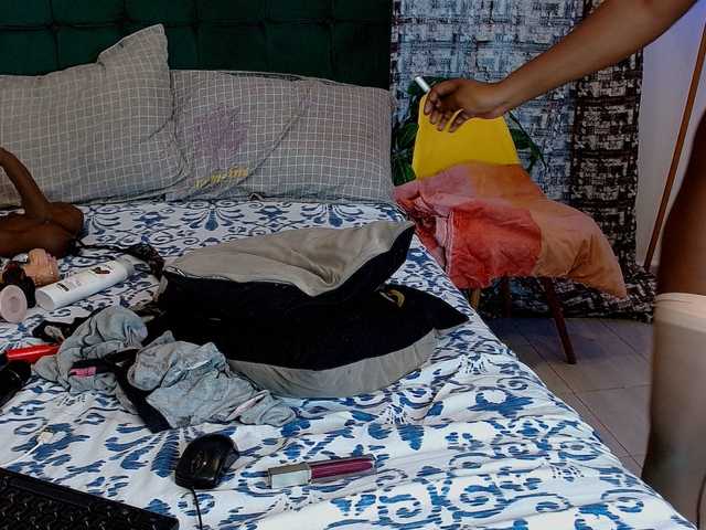 Blissloves's BongaCams show and profile