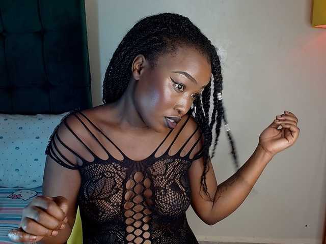 Blissloves's BongaCams show and profile