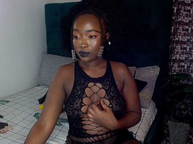 Blissloves's BongaCams show and profile