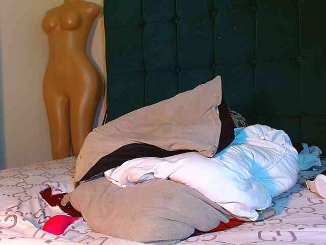Blissloves webcam