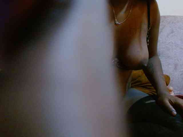 Blissloves webcam