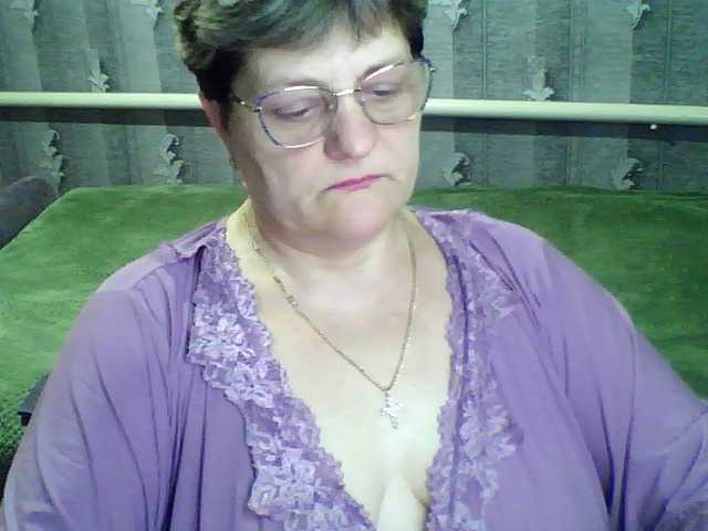 ElzaJewel's BongaCams show and profile