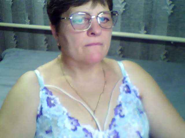 ElzaJewel's BongaCams show and profile