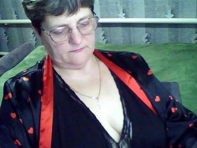 ElzaJewel's BongaCams show and profile