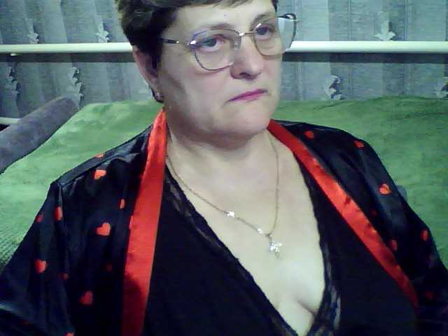 ElzaJewel's BongaCams show and profile