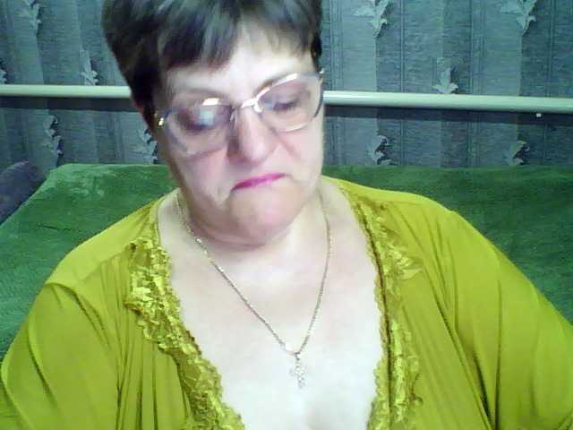 ElzaJewel live cam profile