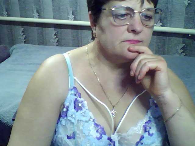 ElzaJewel's BongaCams show and profile