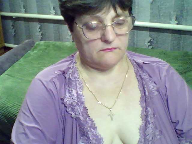 ElzaJewel's BongaCams show and profile