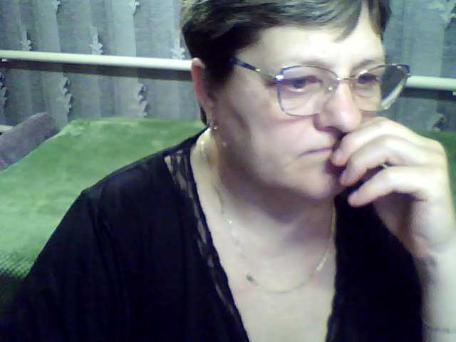 ElzaJewel's BongaCams show and profile