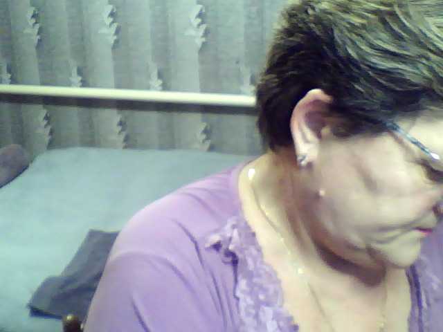 ElzaJewel's BongaCams show and profile