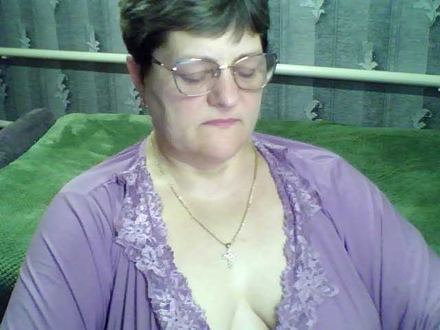 le modèle ElzaJewel est en webcam porno dans un show sur le site bongacams, il possède les tags suivants: White/Caucasian,Brunette,Hairy