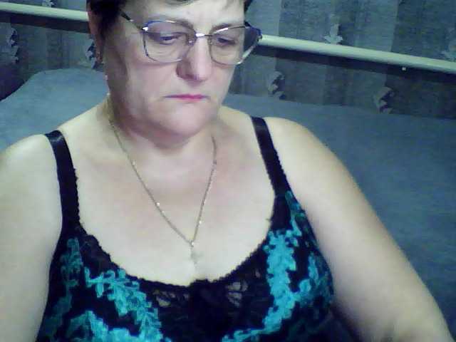 ElzaJewel's BongaCams show and profile