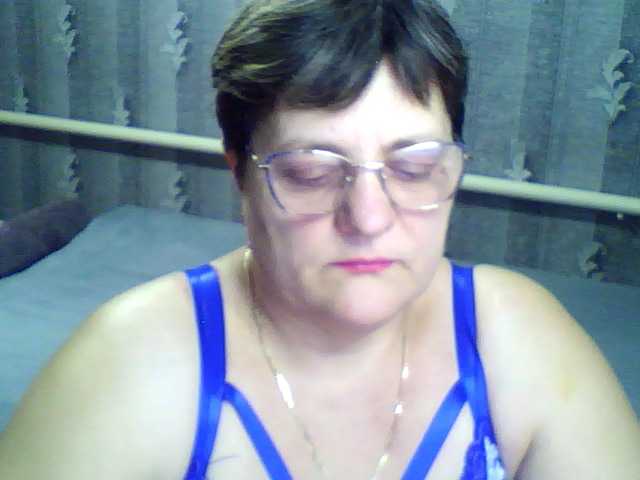 ElzaJewel's BongaCams show and profile