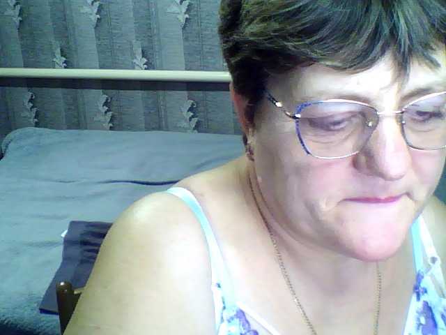 ElzaJewel's BongaCams show and profile