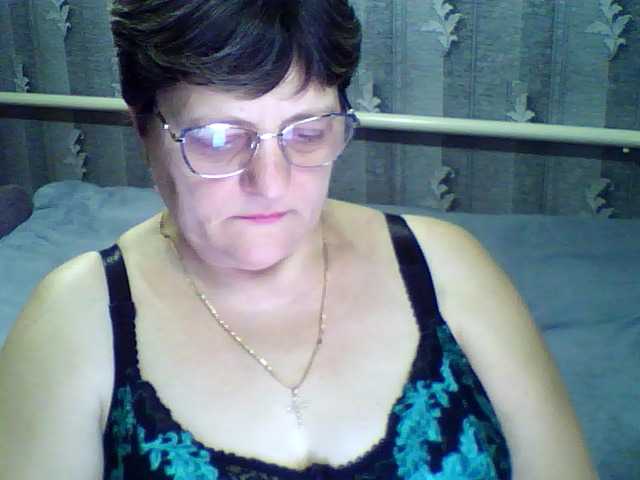 ElzaJewel's BongaCams show and profile