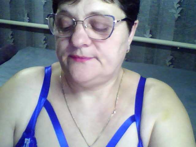 ElzaJewel's BongaCams show and profile