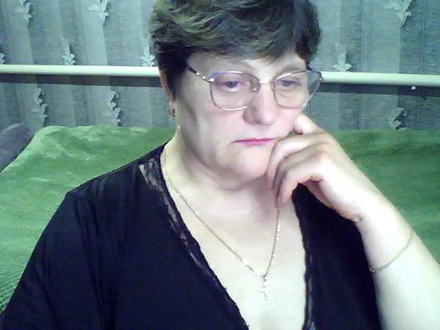 le modèle ElzaJewel est en webcam porno dans un show sur le site bongacams, il possède les tags suivants: White/Caucasian,Brunette,Hairy