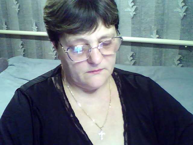 ElzaJewel's BongaCams show and profile