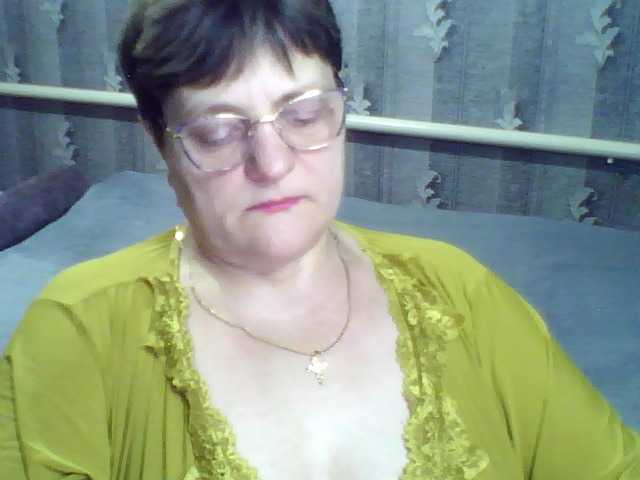 ElzaJewel's BongaCams show and profile