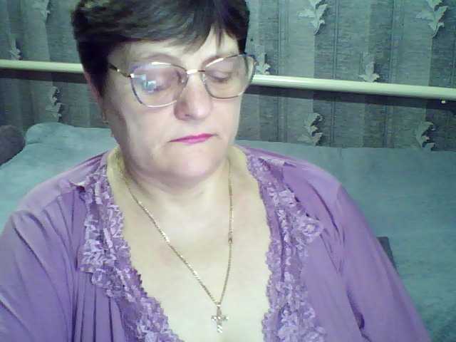 ElzaJewel's BongaCams show and profile