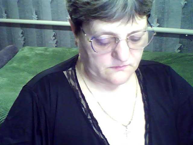 ElzaJewel's BongaCams show and profile