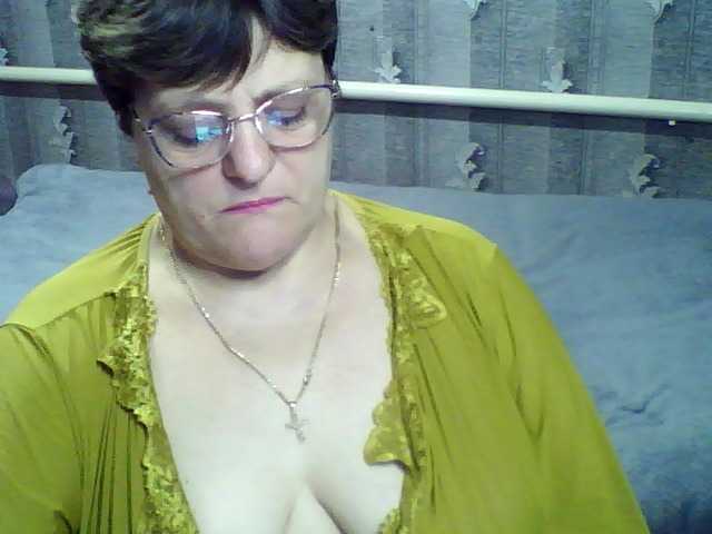 ElzaJewel's BongaCams show and profile