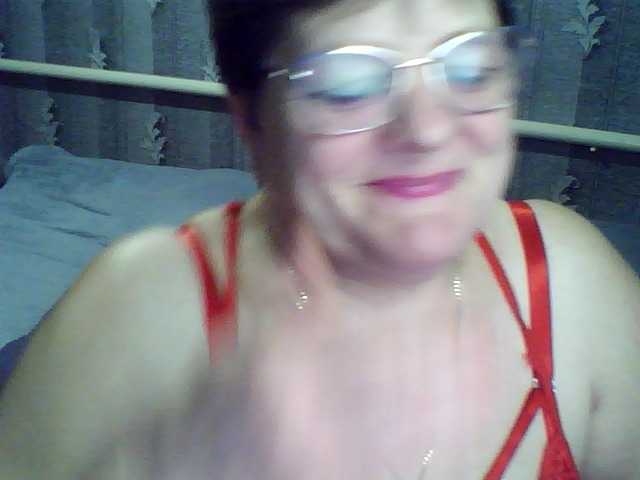 ElzaJewel's BongaCams show and profile