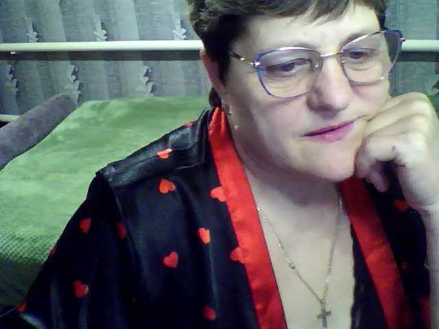 ElzaJewel's BongaCams show and profile