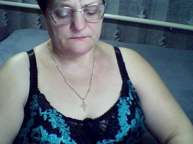 ElzaJewel's BongaCams show and profile