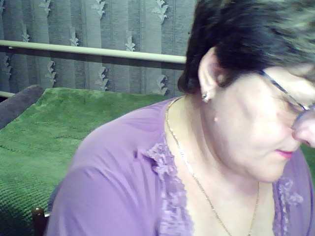 ElzaJewel's BongaCams show and profile