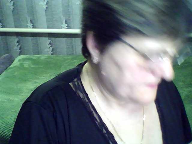 ElzaJewel live cam profile