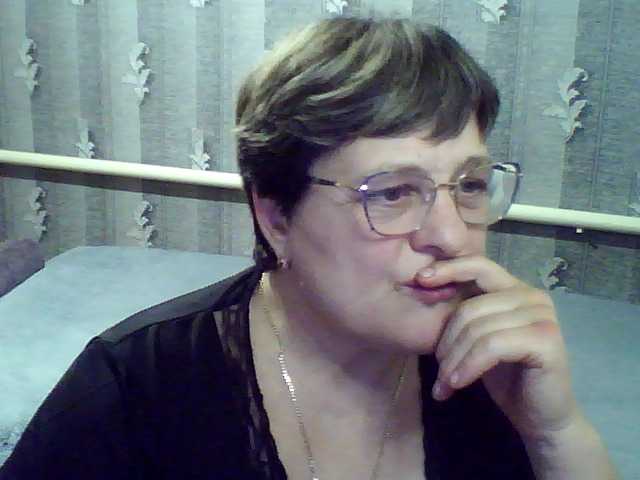 ElzaJewel's BongaCams show and profile