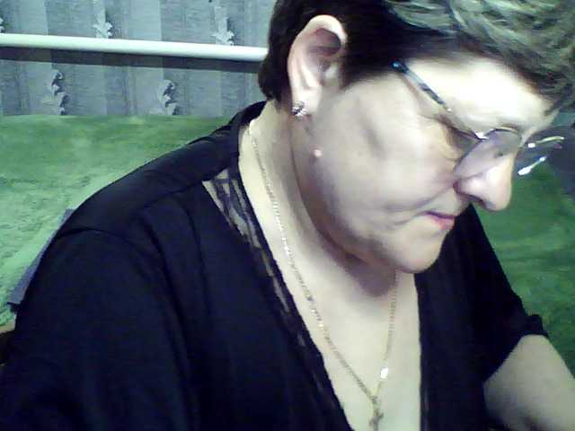 ElzaJewel's BongaCams show and profile