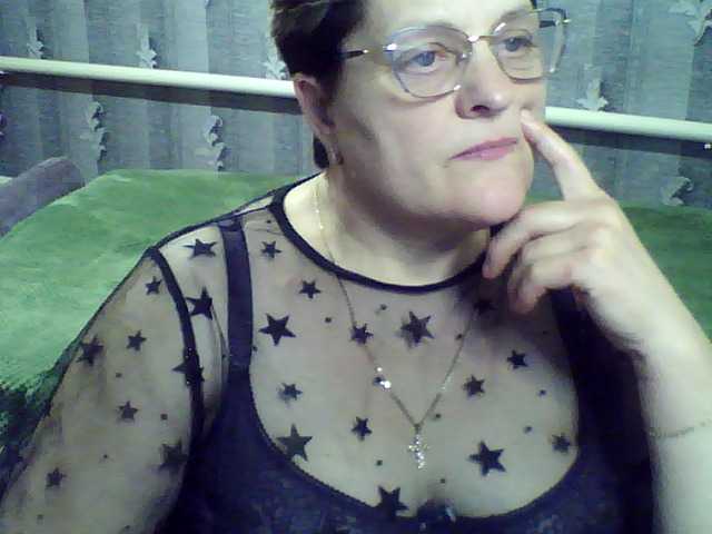 ElzaJewel's BongaCams show and profile