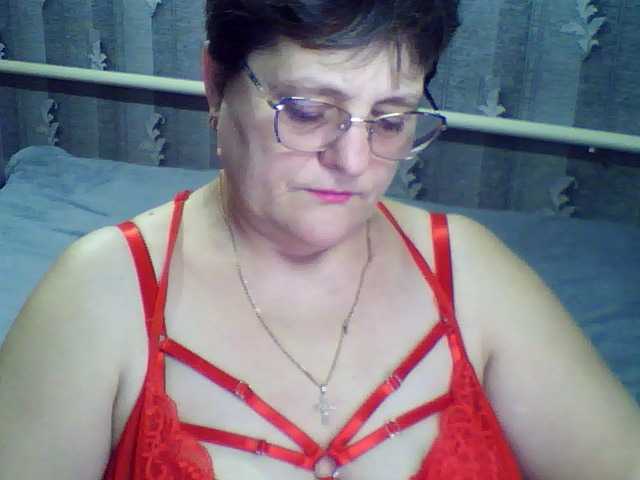 ElzaJewel's BongaCams show and profile