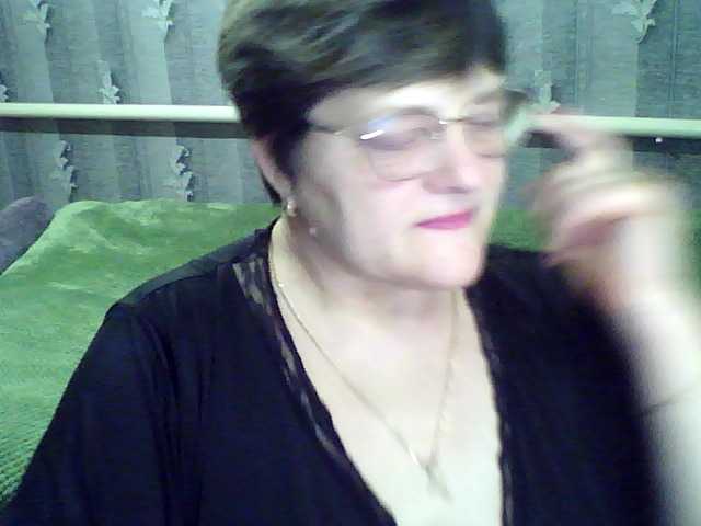 ElzaJewel live cam profile