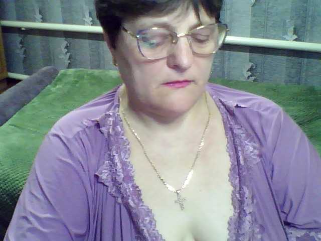 ElzaJewel's BongaCams show and profile