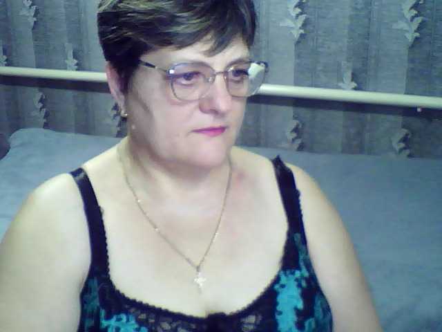 ElzaJewel's BongaCams show and profile