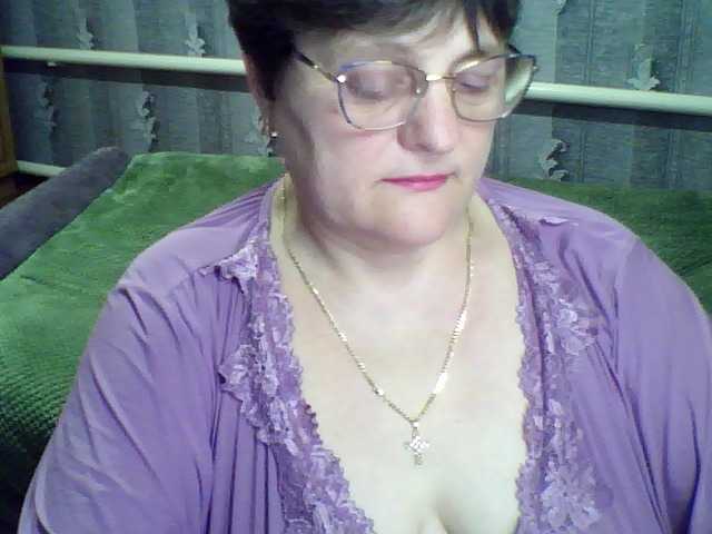 ElzaJewel's BongaCams show and profile