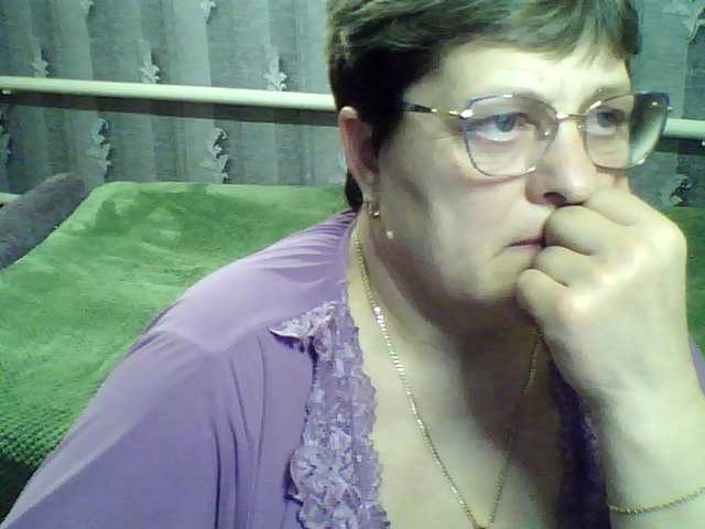 ElzaJewel's BongaCams show and profile