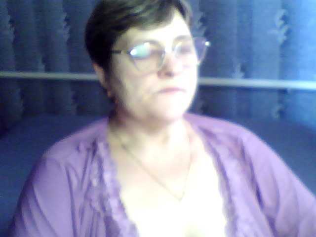 ElzaJewel's BongaCams show and profile